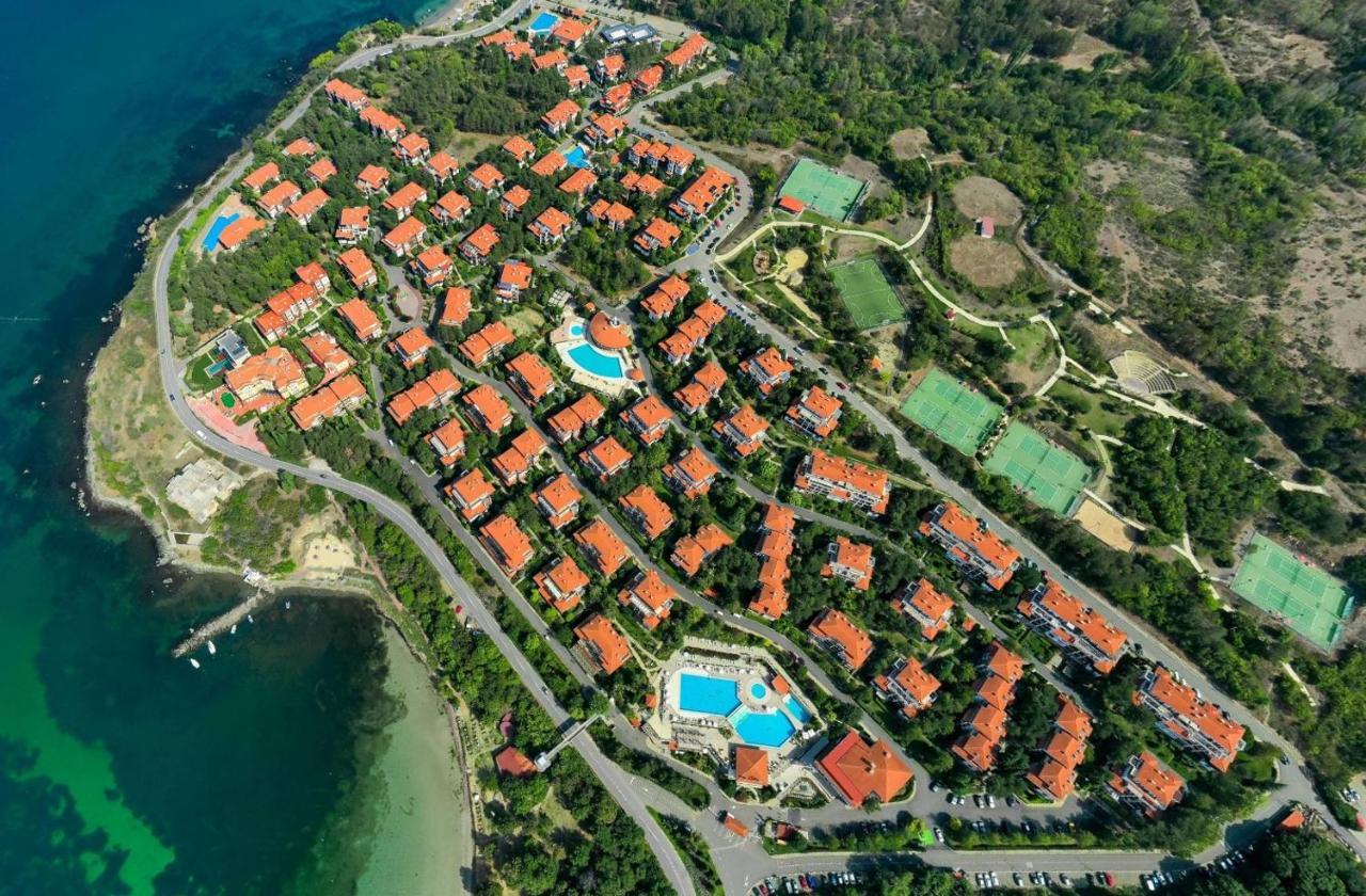 Quiet Apartment With Big Terrace In Santa Marina With Parking Sozopol Eksteriør billede